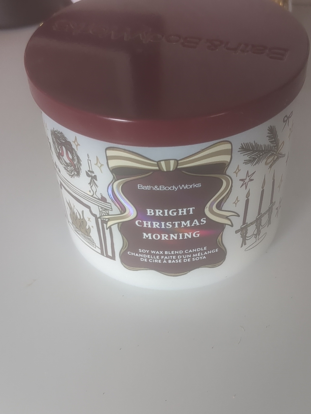 Bath & Body Works Bright Christmas Morning Candle — Burgundy Lid